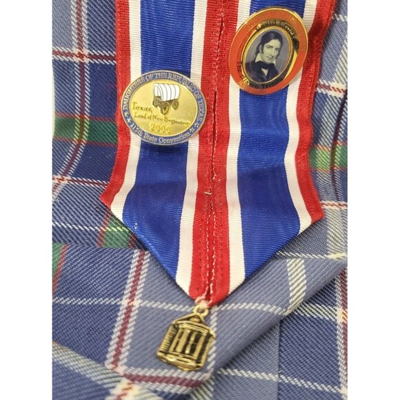 Vtg DRT Pin Collection/Lot-Membership Pin 1/10 10K Charles Roberts 10K + 13 More - Picture 6 of 16